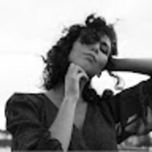 Meet your Posher, Lora